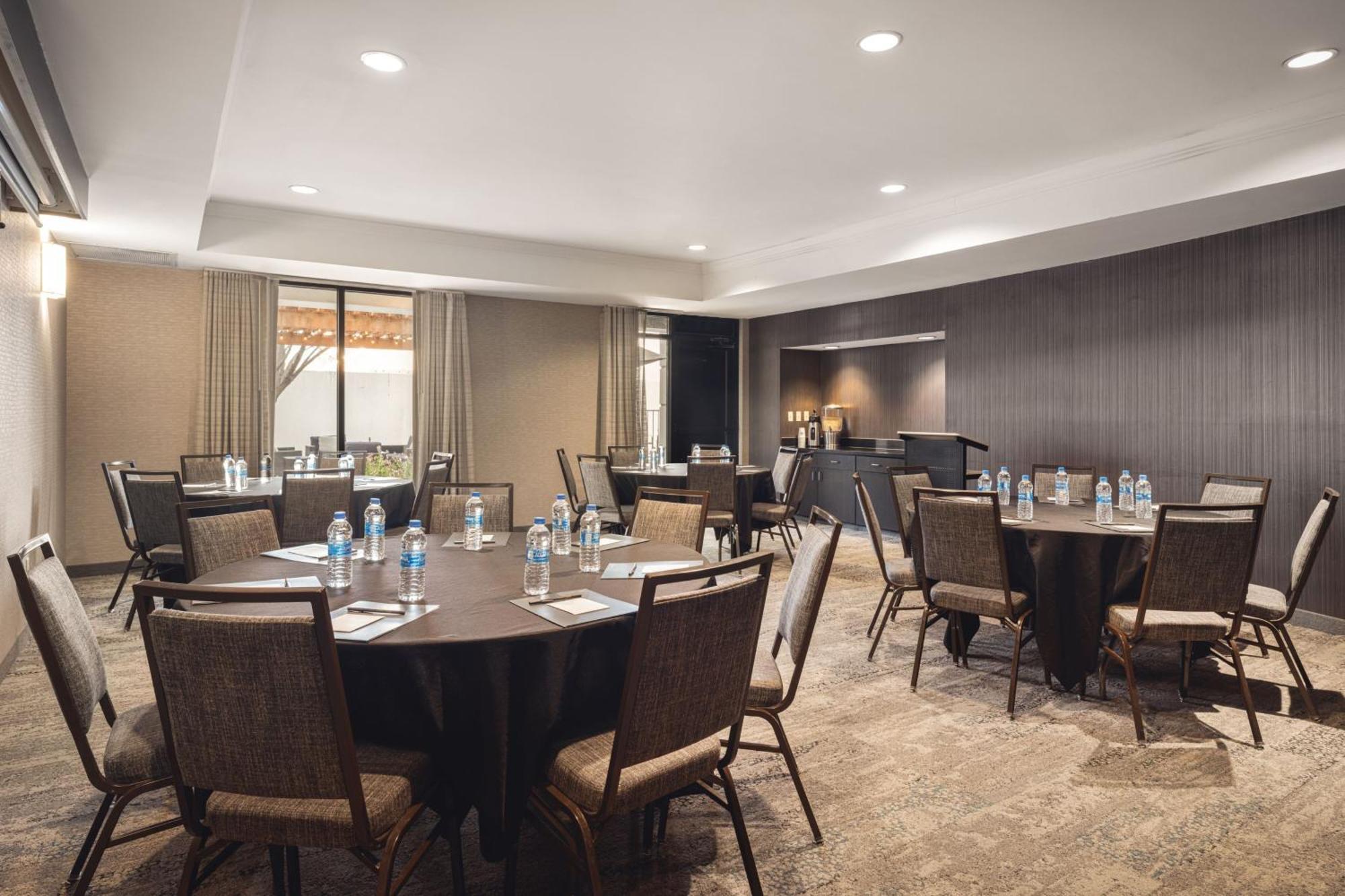 Courtyard El Paso Airport Hotel Ngoại thất bức ảnh