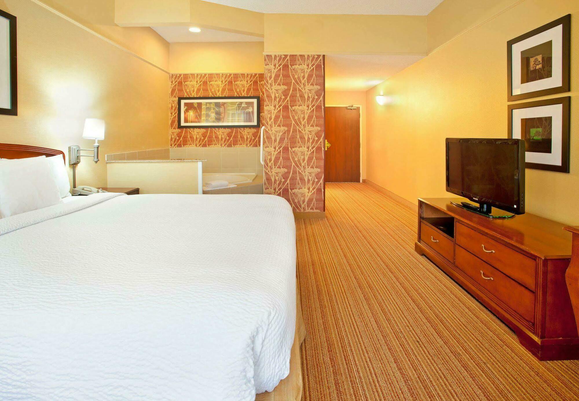 Courtyard El Paso Airport Hotel Ngoại thất bức ảnh